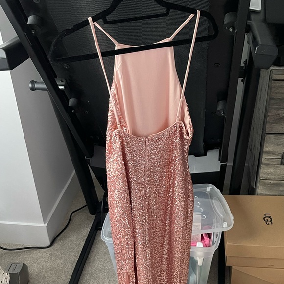 BNWT ROSE GOLD SEQUIN DRESS FROM ASOS - Picture 3 of 4